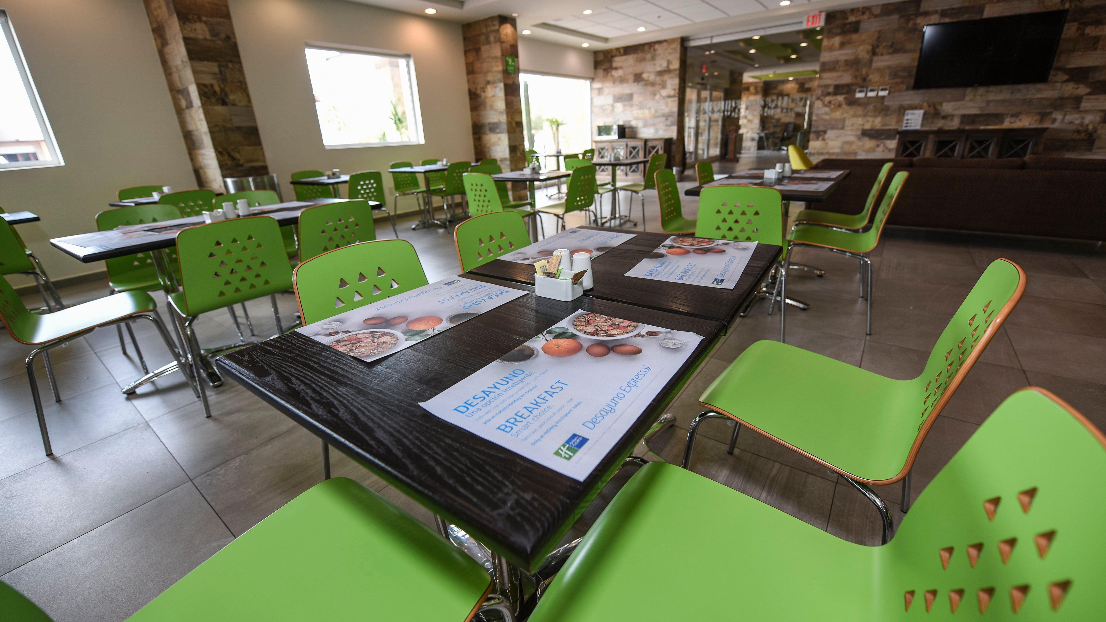 Holiday Inn Express And Suites Celaya By Ihg Exteriör bild
