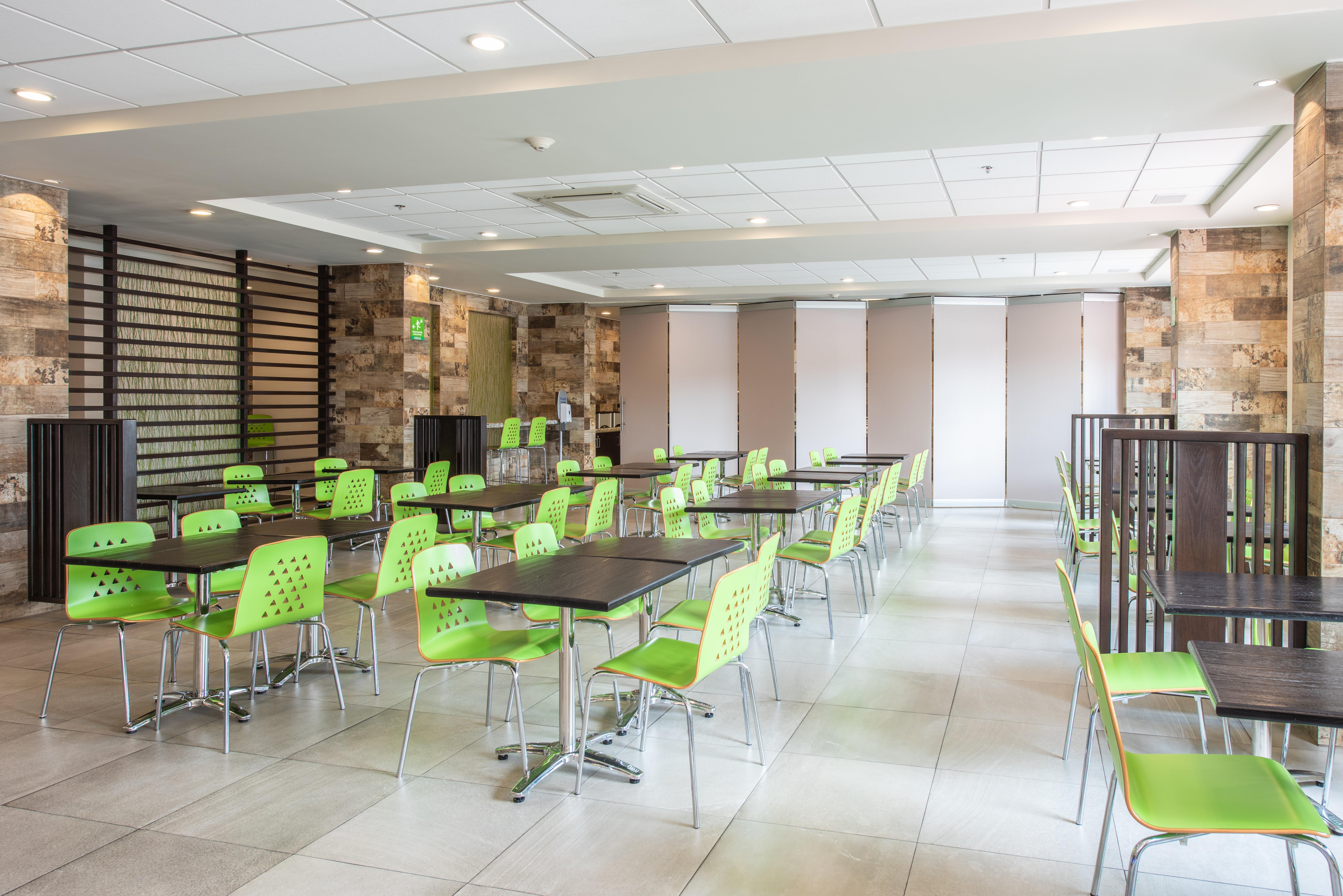 Holiday Inn Express And Suites Celaya By Ihg Exteriör bild